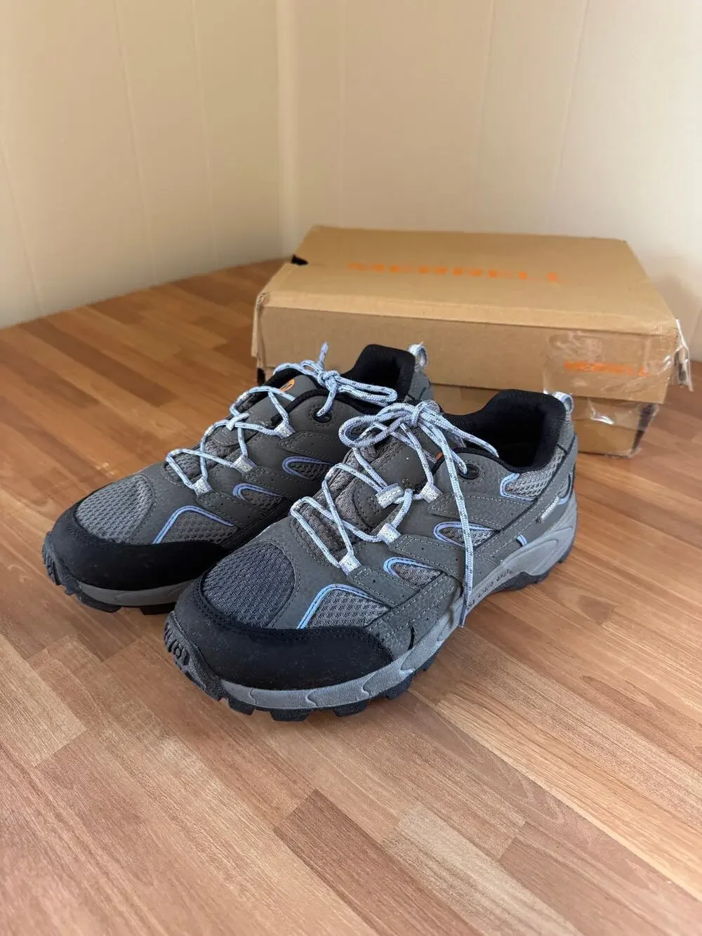 Merrell Kids' Moab 2 Low Lace Waterproof Hiking Shoes (Size US 5.5Y)